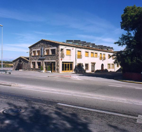  Hostal Mallorquines  Риударенес